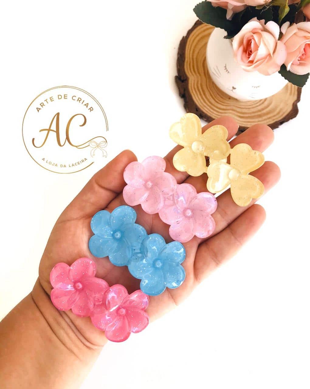 Aplique flor dupla de acrílico