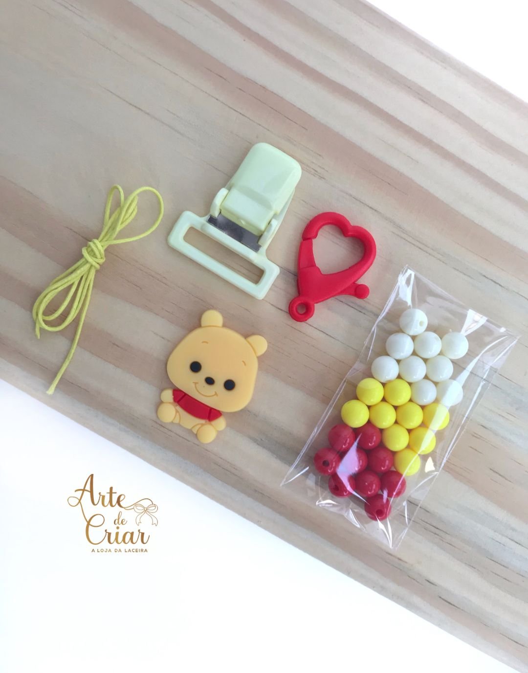 Kit completo p/ prendedor de chupeta ursinho Pooh masculino