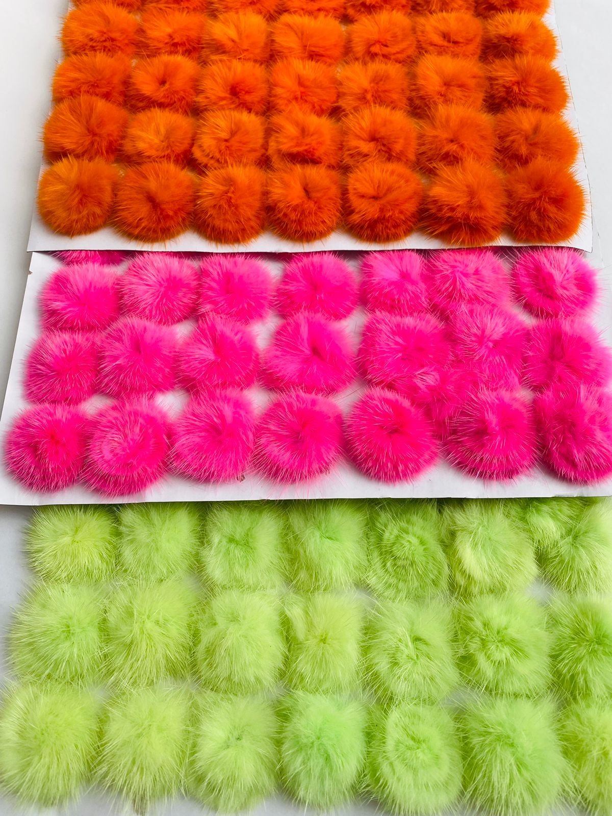 Pompom felpudo neon 3,5cm