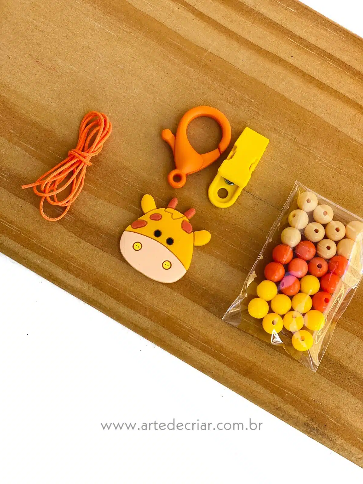 Kit completo p/ prendedor de chupeta girafa
