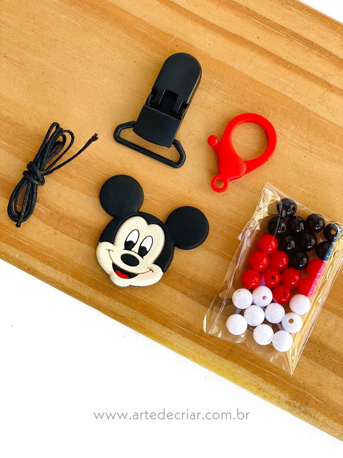Kit completo p/ prendedor de chupeta Mickey
