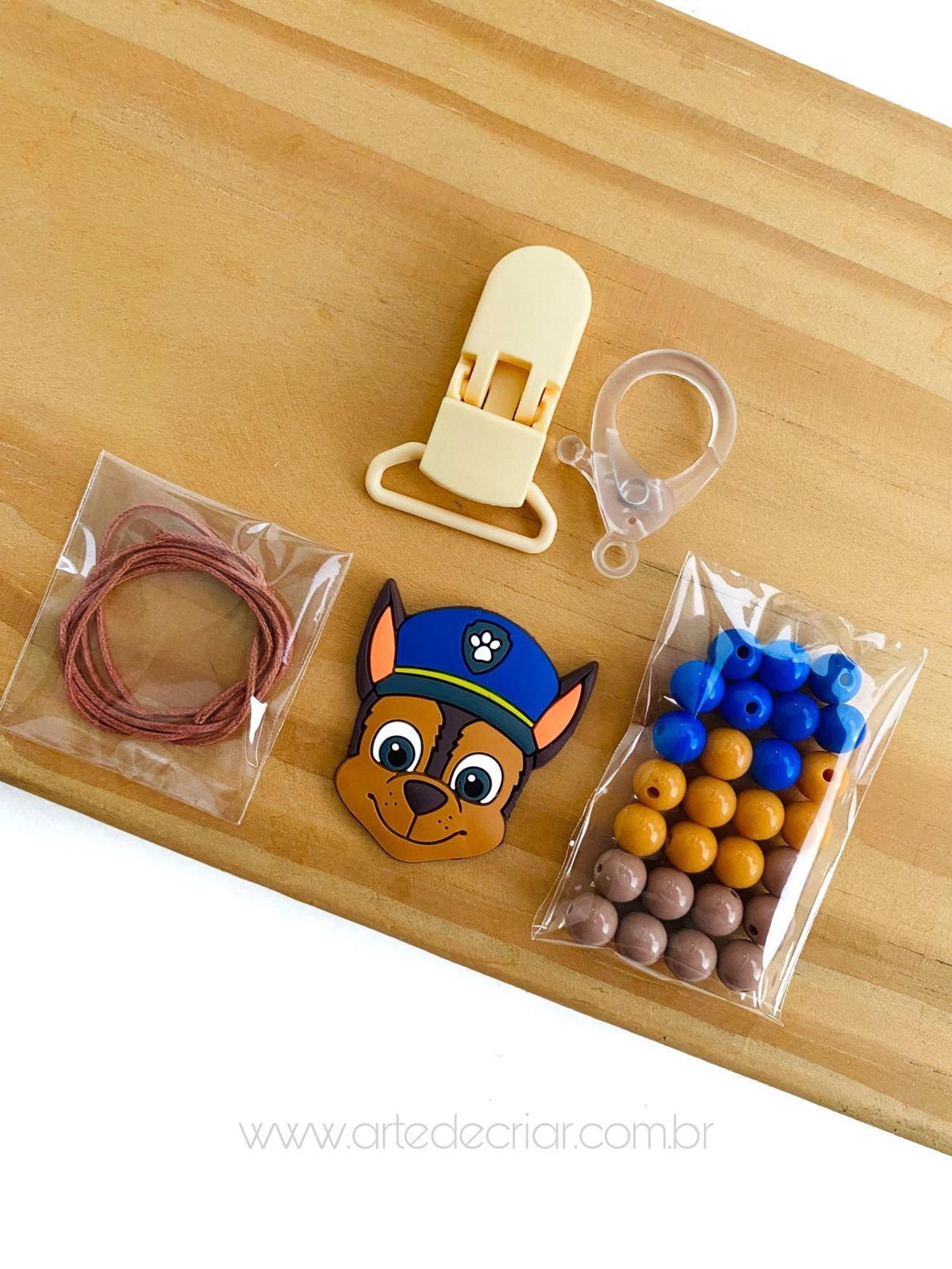 Kit completo p/ prendedor de chupeta Chase Patrulha Canina
