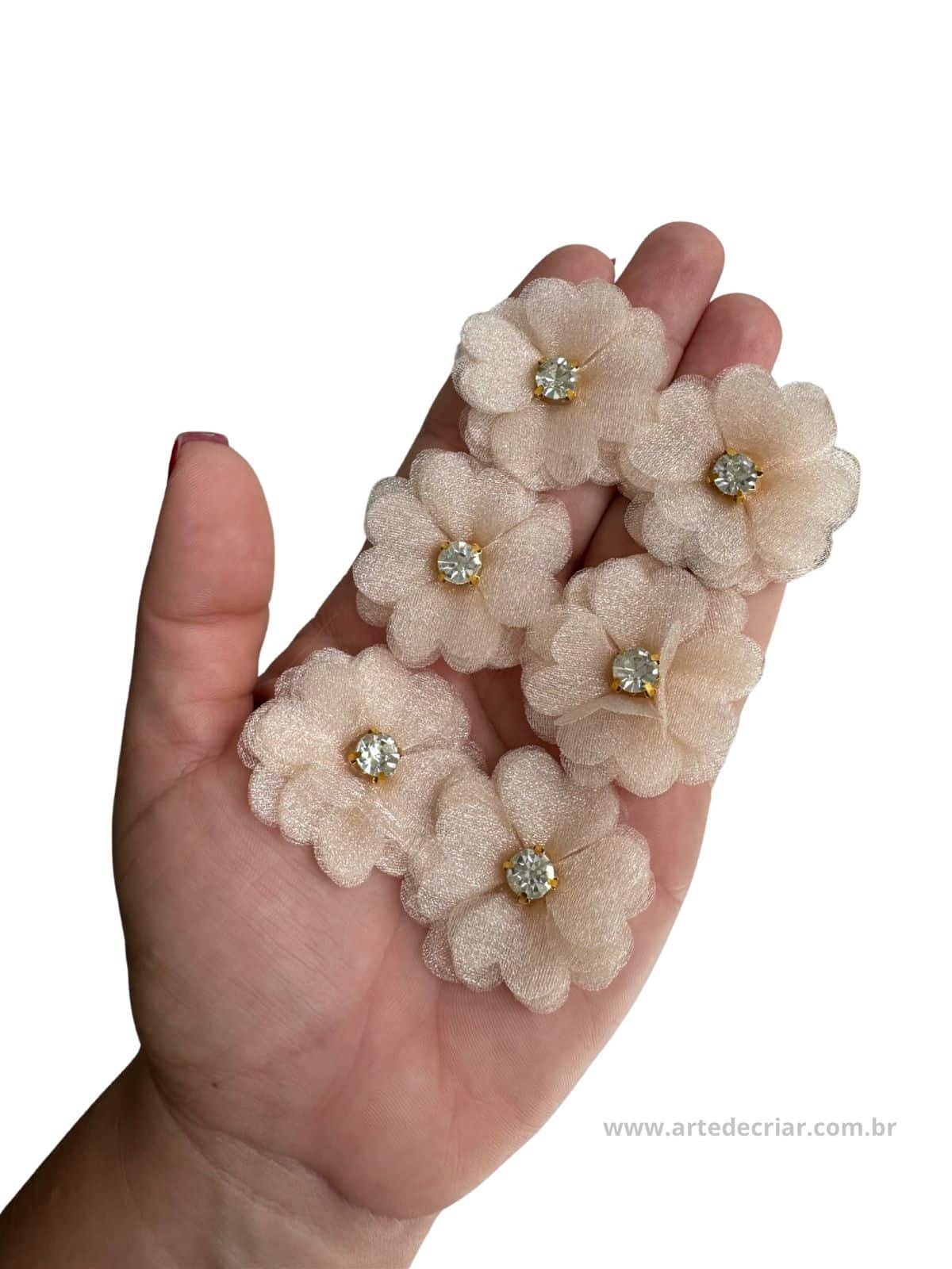 Flor de organza Pérola 3,5cm.