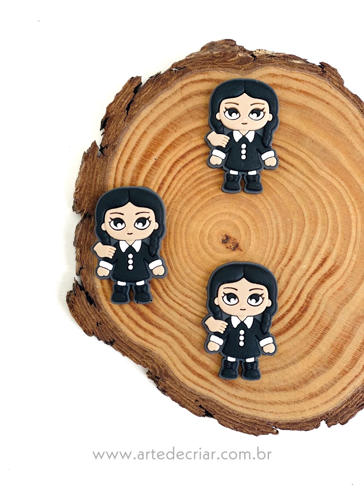 Aplique emborrachado Wandinha Addams