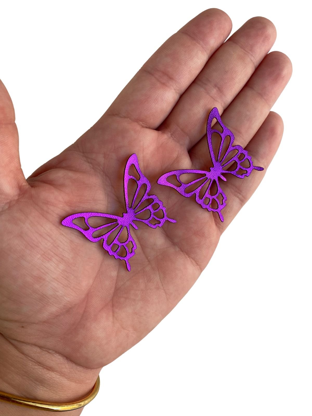 Aplique Borboleta de lonita roxo 4cm. (2 und)