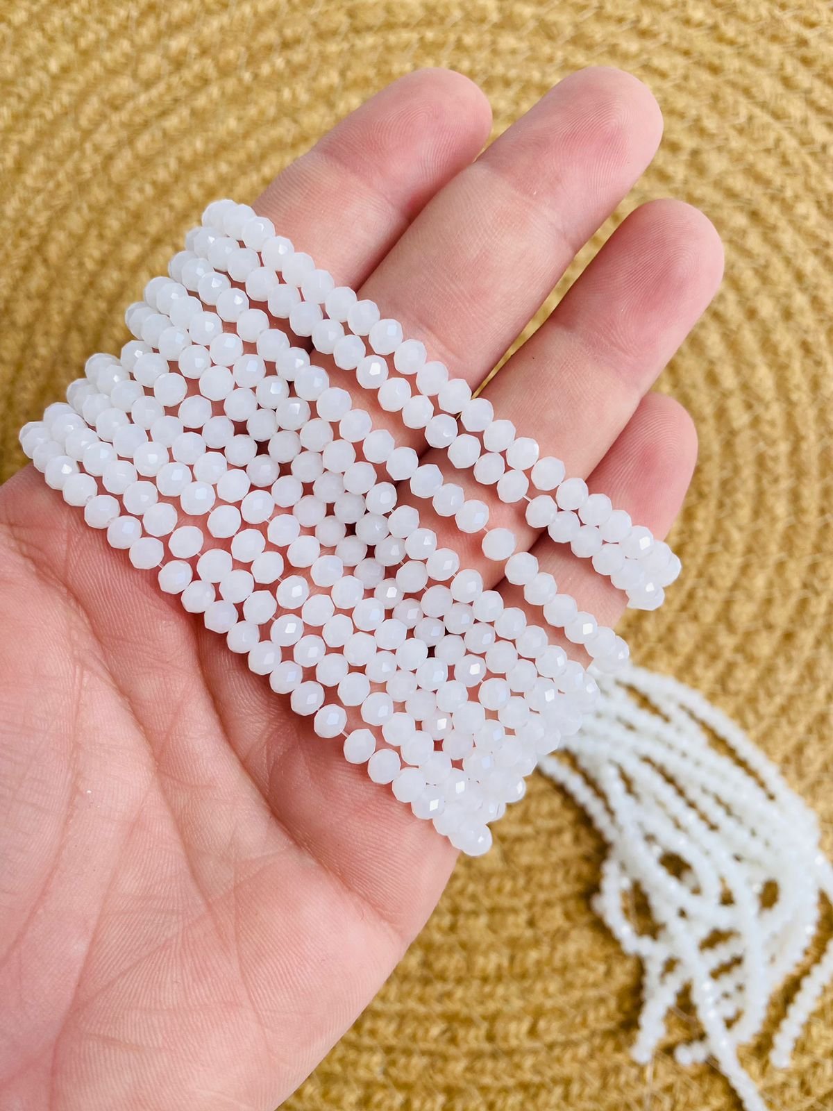 Fio de cristal branco leitoso 4mm