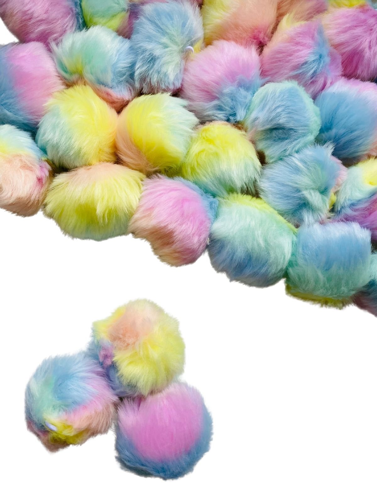Pompom pelúcia mesclado candy color 5cm.