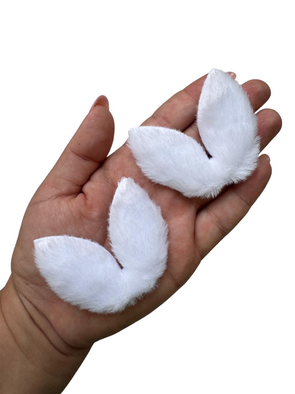 Aplique orelha de coelho de pelucia branco