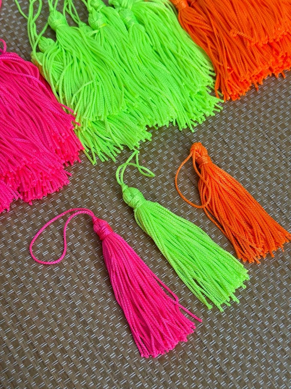Tassel neon p/ carnaval (2 unid.)