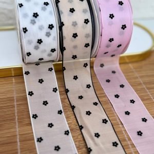 Fita de organza acetinada com flor preta 38mm - Imagem 1