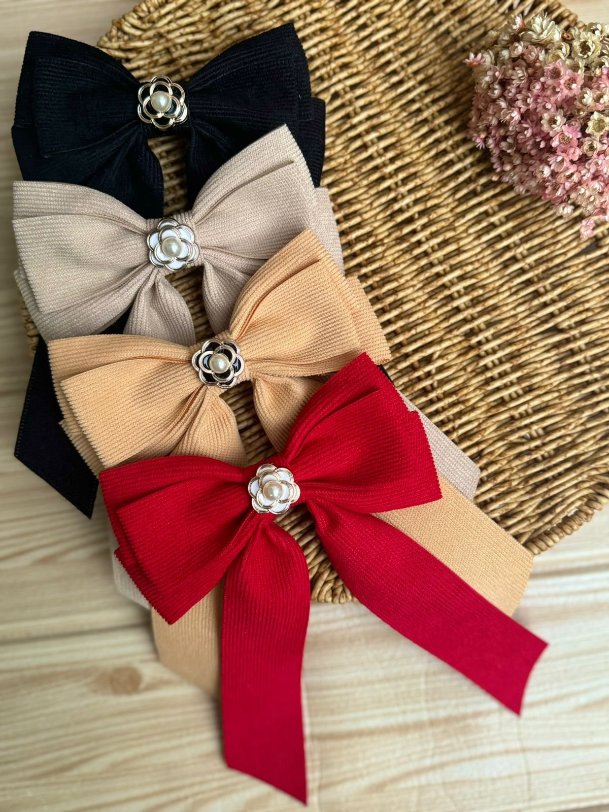 Kit para montagem laço veludo cotelê com chaton flor