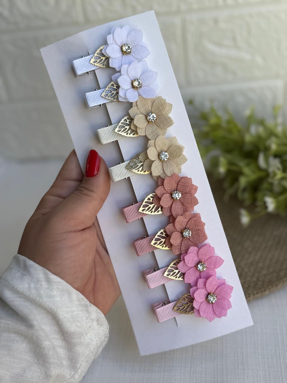Kit para montagem presilha flores de linho (8 presilhas)