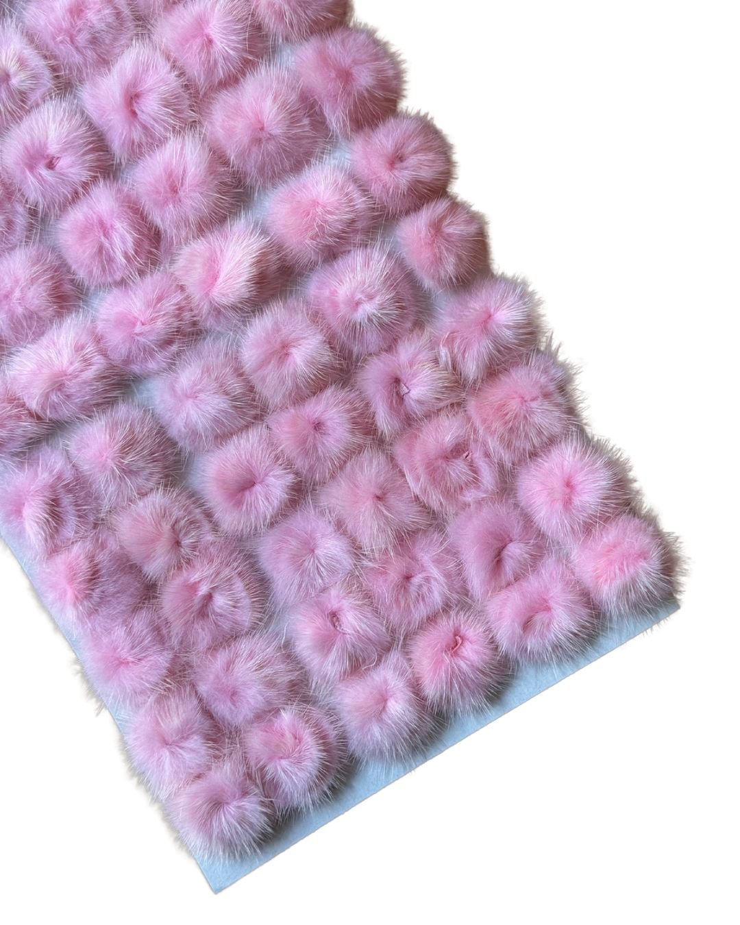 Pompom pelpudo achatado 2,5cm rosa bebê (2 und)