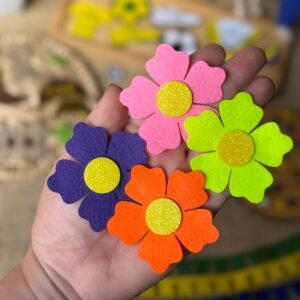 Aplique de feltro flor G (4 und) - Imagem 1