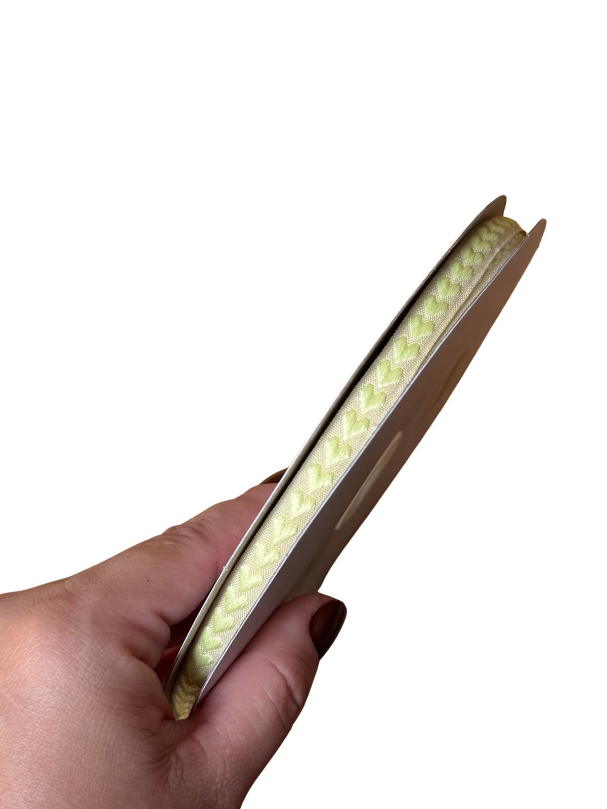 Fita coração bordado amarelo bebê 10mm