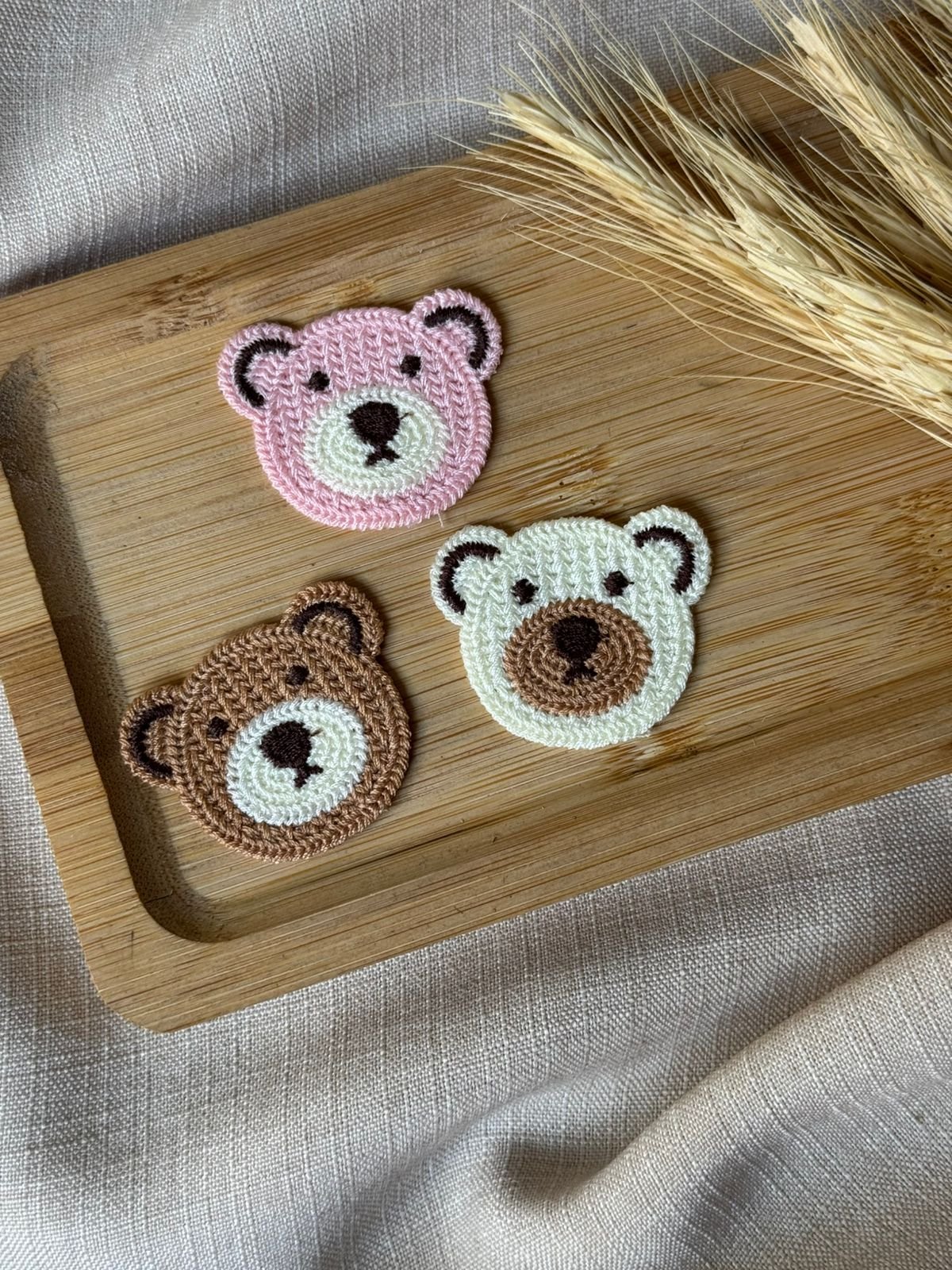 Aplique urso de crochê 4,5cm (1 und)