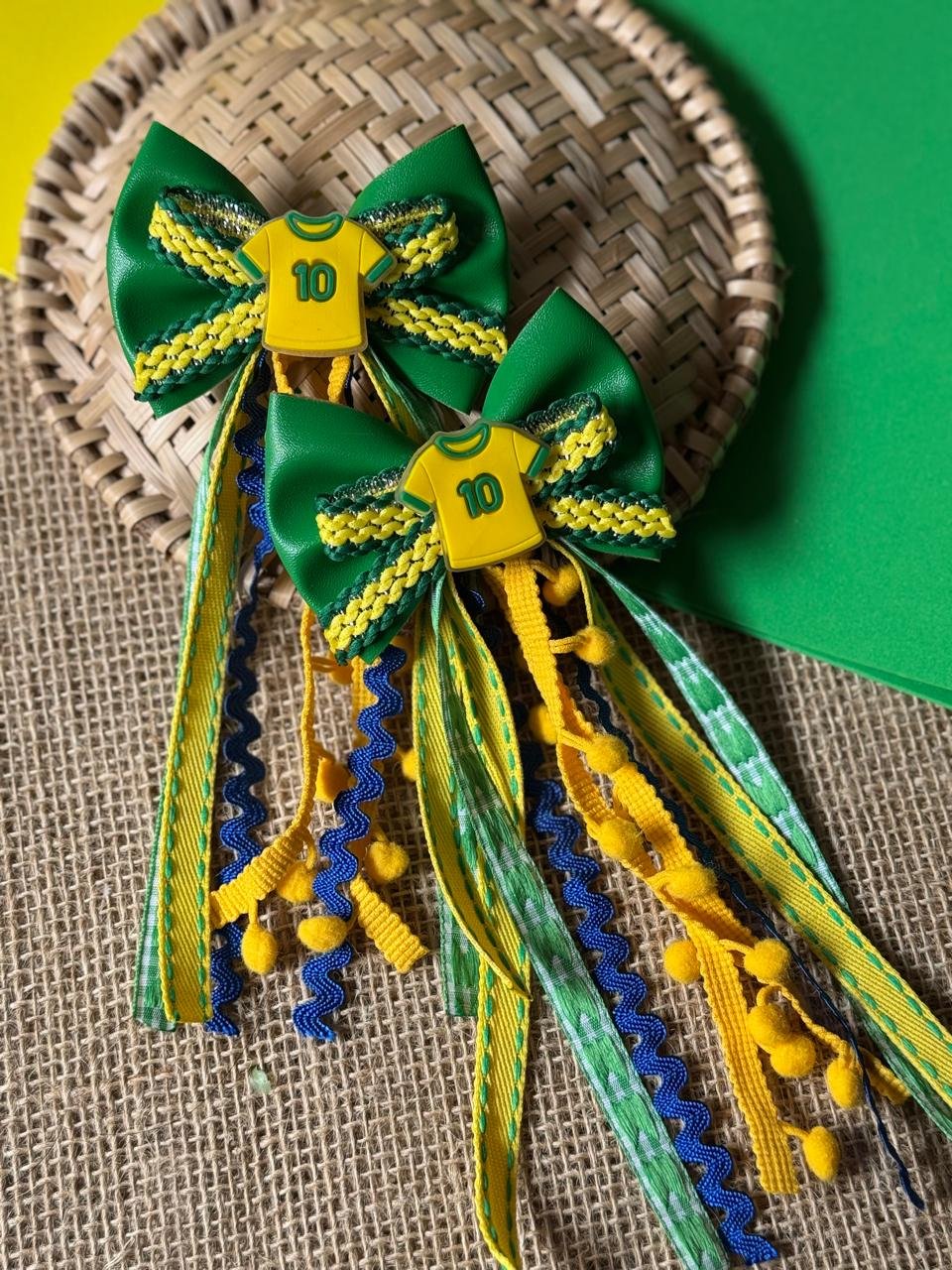 Kit parzinho de laço junino da copa Camisa 10 do Brasil