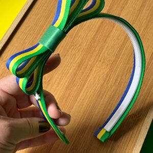Kit tiara da copa laço chanel listrado cores do Brasil - Imagem 2
