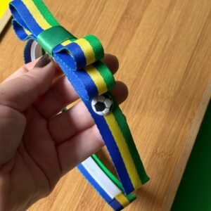 Kit tiara da copa laço chanel listrado cores do Brasil - Imagem 3