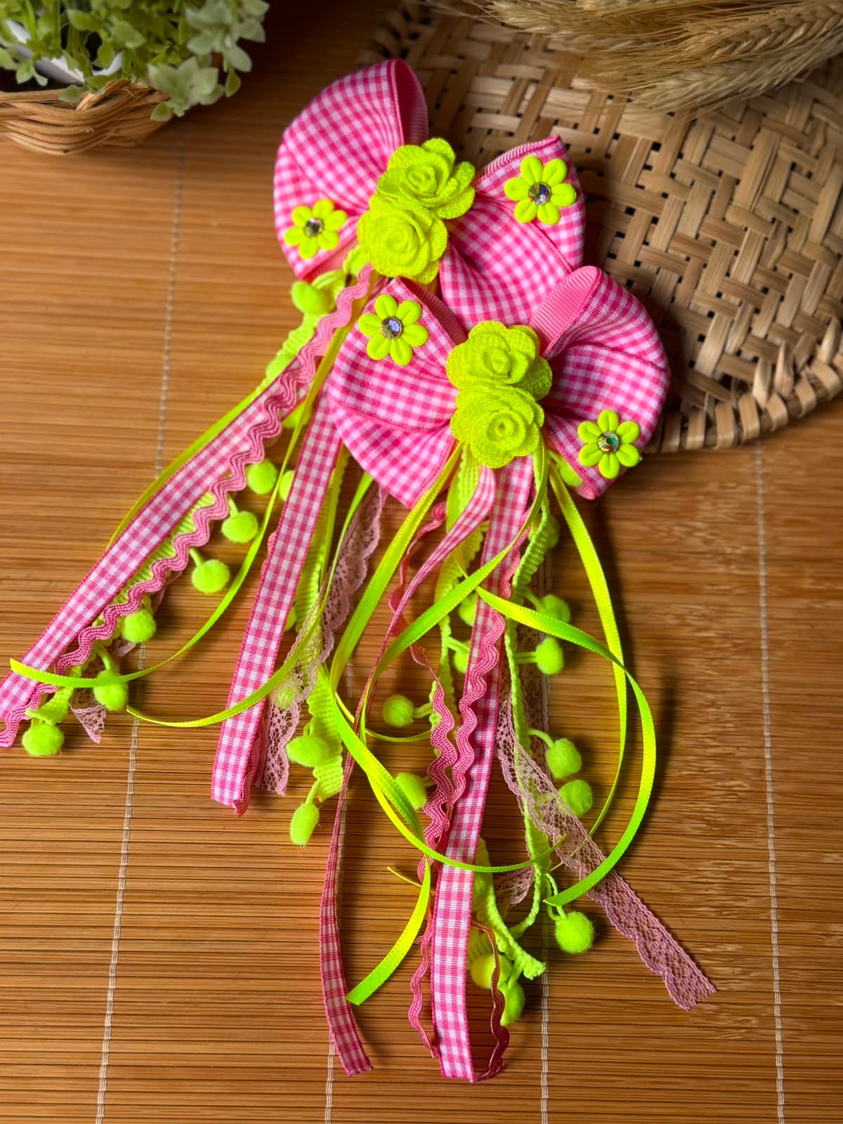 Kit parzinho de laço junino Flor amarelo neon