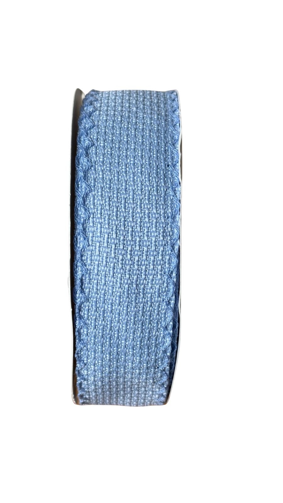 Fita trançada com borda ondulada 38mm azul bebê