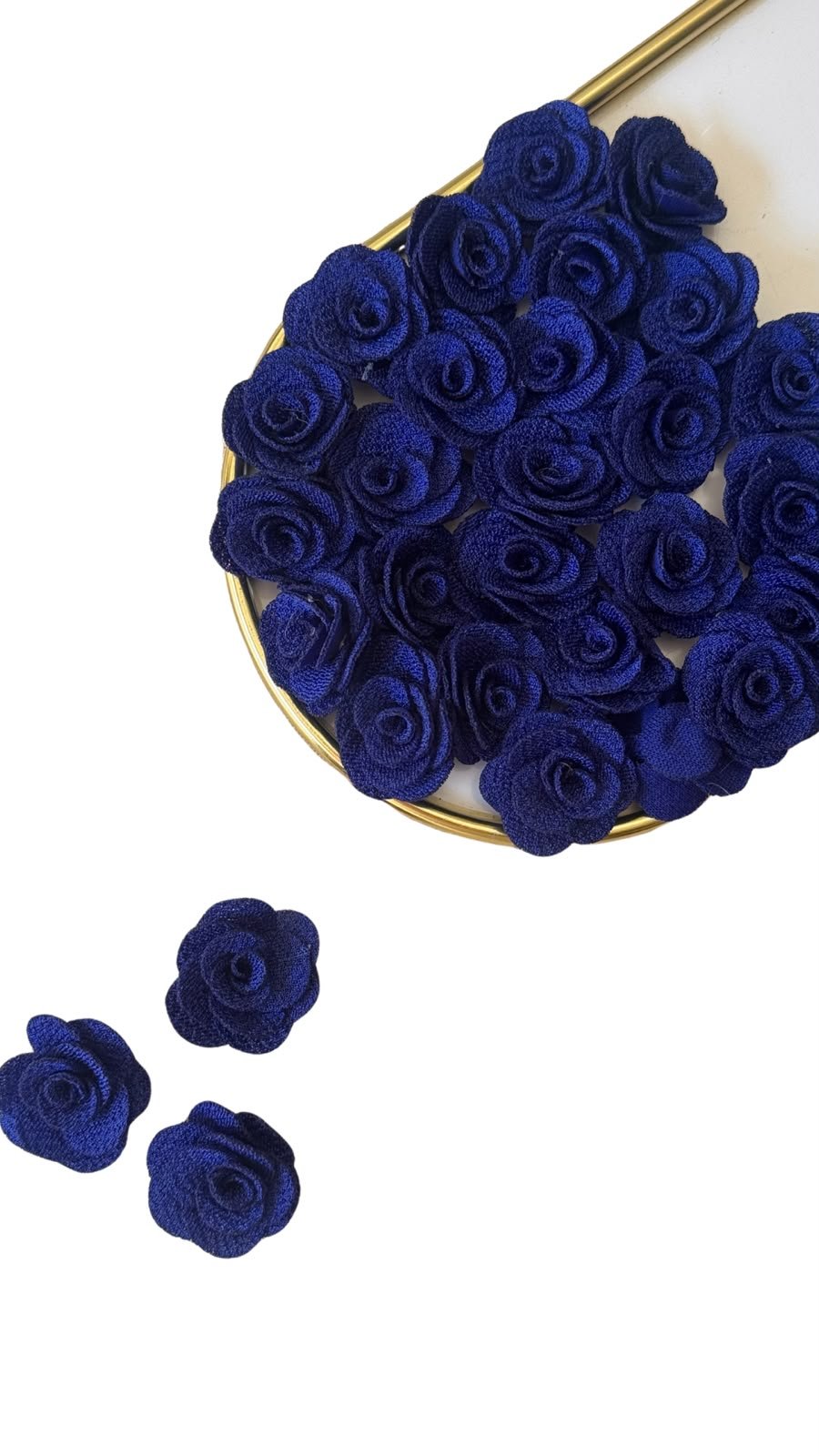 Flor em tecido poliéster azul royal (2 unds)